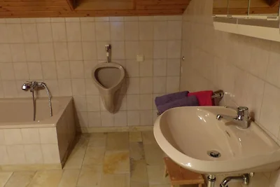 Wohnung in Zenting mit Garten