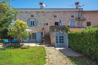 Villa in Sveti Lovreč met zwembad