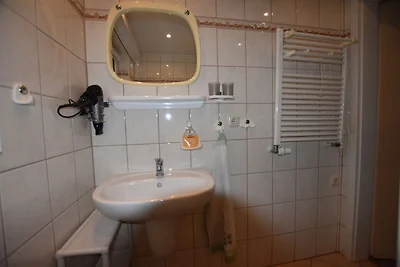 Schצne Wohnung in Krצpelin in der Nהhe von...