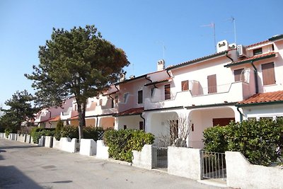 Charming villa in Porto Santa Margherita with...