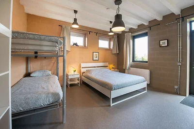 Bauernhaus mit Garten und Wellness