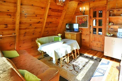 Ferienhaus in Osieki in der Nähe eines Sees