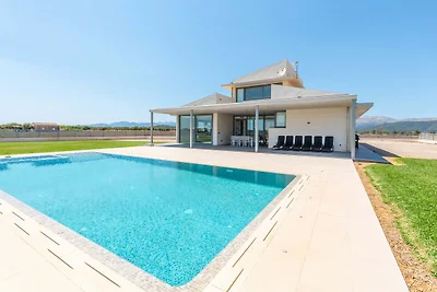 Moderne Villa in der Nähe von Platjas de Muro