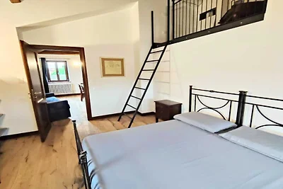 Wohnung in einem Dorf mit Swimmingpool