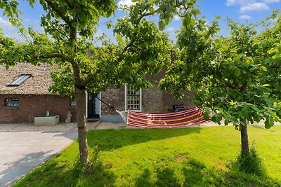 The Old Farmhouse mit Terrasse in Montfoort