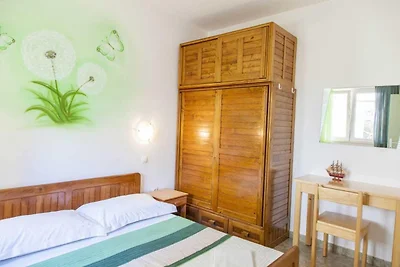 Srima Stay – Schritte zum Sandstrand