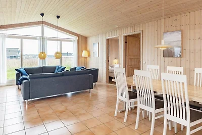 14 Personen Ferienhaus in Løkken