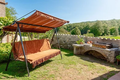 Gospodarstwo w Nedešćinie z basenem