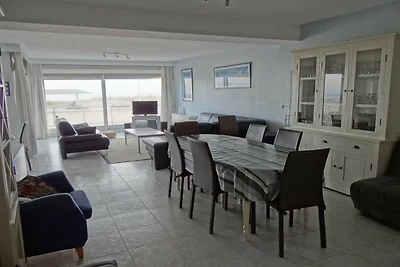 Appartamento a Nieuwpoort con spiaggia sul...