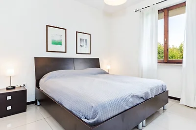 Großzügige Villa am Gardasee mit privatem Poo...
