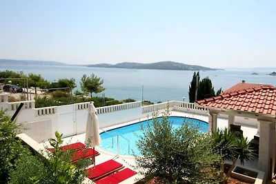 Villa mit 2 Schlafzimmer