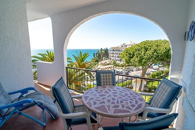 Perfekter Rückzugsort an der Küste in Nerja