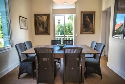 Hervorragende Villa Piscine Chauffée Arcachon