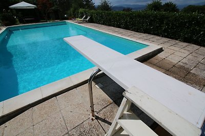 Hübsches Chalet in Città di Castello mit Pool