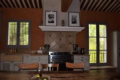 Häuser & Villen für 8 Personen