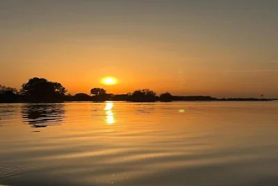 Luxuriöses Ferienhaus umgeben von Wasser