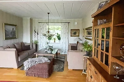6 Personen Ferienhaus in STORAHÖGA-By Traum