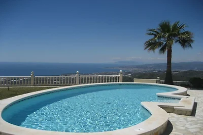 Villa in Torrox mit Schwimmbecken