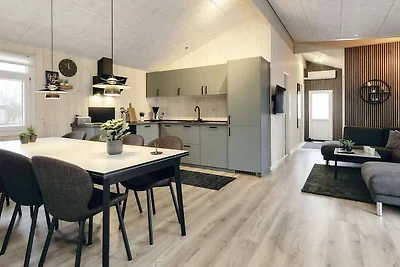 Luxuriose Hutte mit Pool and Sauna-By Traum