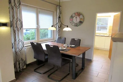 Bungalow in Suderburg met zwembad