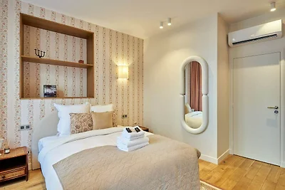 Schitterend nieuw triplex op Place des Vosges