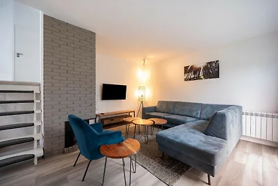 Geräumiges Ferienhaus im Ferienort Hambachtal