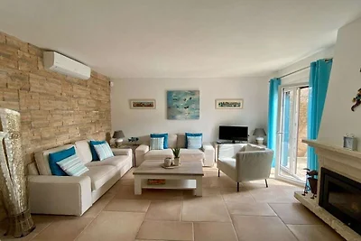 Casa Mondrago Melani