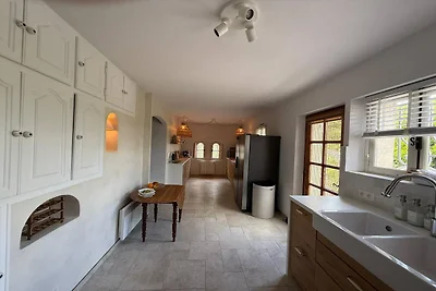 Ruime villa in Flayosc met privézwembad