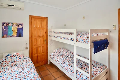 Moderne Villa mit Swimmingpool in Rojales