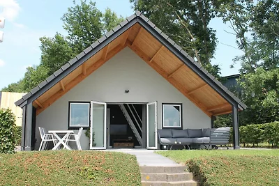 Schönes Ferienhaus mit Terrasse