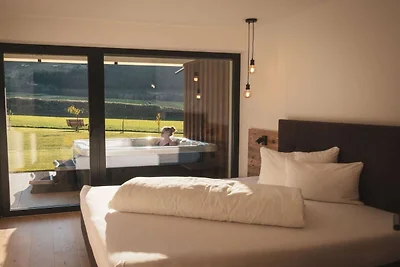 "Sotto" met sauna en whirlpool