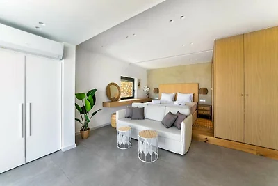 Incantevole villa con piscina a Gournes
