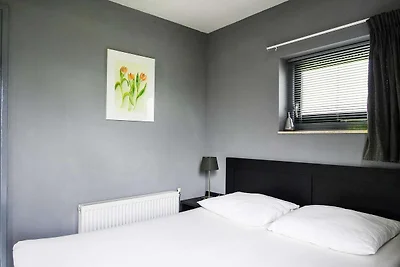 Vrijstaand vakantiehuis aanlegsteiger en...