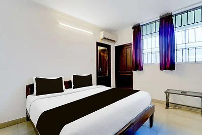 Collezione O Infopark Kochi