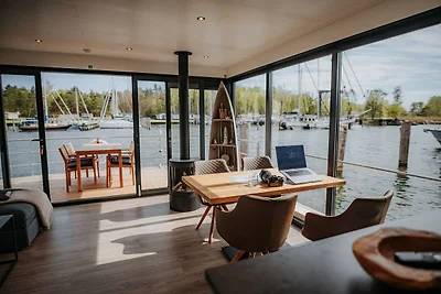 Modernes Hausboot für 4 Gäste