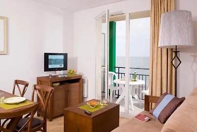 Gemütlich eingerichtete Wohnung mit Balkon od...