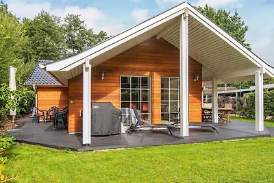 Verzaubertes Ferienhaus mit Whirlpool-By...