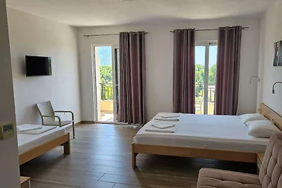 Villa Ponto - Studio Apartment With Terrace...