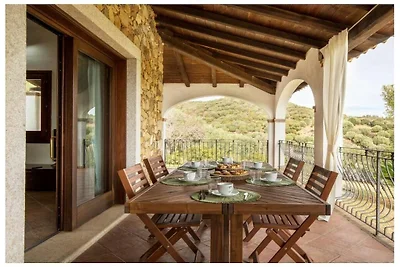 Villa in Castiadas mit Schwimmbecken
