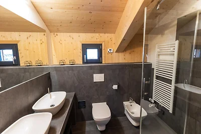 Luxuriöses Chalet mit Außen-Whirlpool