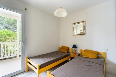 Villa in Lacanau mit privatem Pool und...