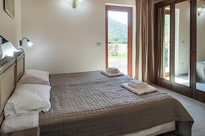 Villa in Gaggi mit Pool in der Nähe des Ätna