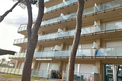 Di Betta South Sea Apartment