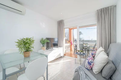 Stilvolles Apartment direkt Strand in...