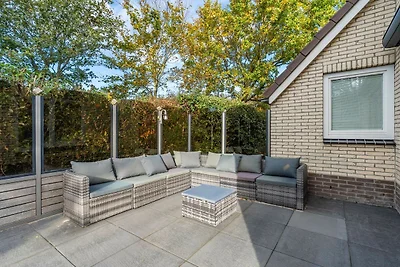 Charmante Villa in der Nähe von Meer und Wald