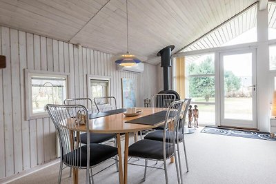4 Personen Ferienhaus in Oksbøl-By Traum