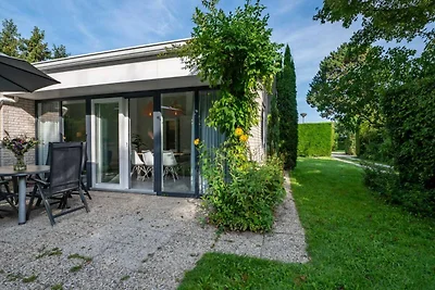 Freistehender Bungalow in Kamperland am See