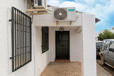 Studio in Spanien mit Pool und Garten