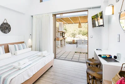 Moderne Villa mit privatem Pool
