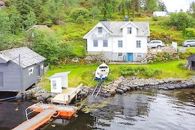 6 persoons vakantie huis in Svelgen-By Traum